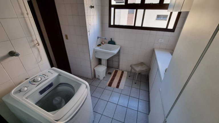 Imagem Apartamento com 3 Quartos à Venda, 140 m² em Pitangueiras - Guarujá Imagem Apartamento com 3 Quartos à Venda, 140 m² em Pitangueiras - Guarujá