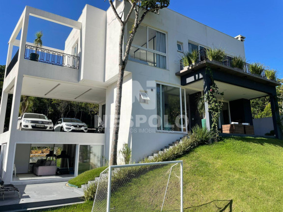 Casa à Venda, 370 m² em Ariribá - Balneario Camboriu