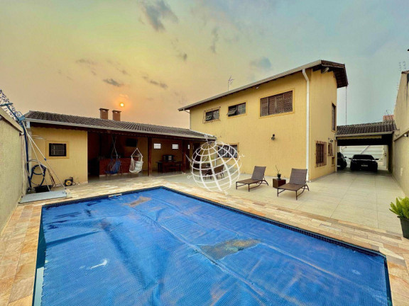 Casa com 3 Quartos à Venda, 375 m² em Jardim Paulista - Atibaia