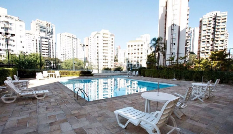 Imagem Apartamento com 3 Quartos à Venda, 131 m² em Vila Suzana - São Paulo