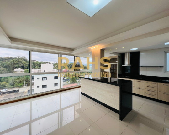 Apartamento com 3 Quartos à Venda, 123 m² em América - Joinville