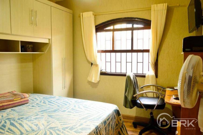 Imagem Sobrado com 6 Quartos à Venda, 300 m² em Itaquera - São Paulo Imagem Sobrado com 6 Quartos à Venda, 300 m² em Itaquera - São Paulo