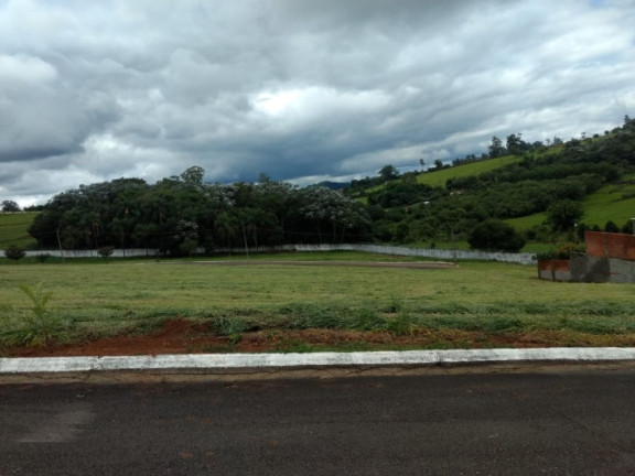 Terreno à Venda, 600 m² em Curitibanos - Bragança Paulista