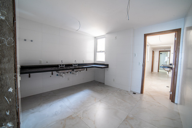 Imagem Imóvel com 4 Quartos à Venda, 261 m² em Praia Da Costa - Vila Velha Imagem Imóvel com 4 Quartos à Venda, 261 m² em Praia Da Costa - Vila Velha
