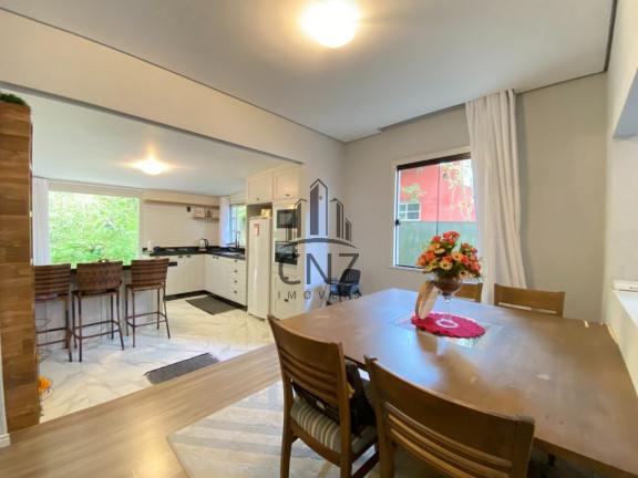 Imagem Casa com 3 Quartos à Venda, 100 m² em Centro I - Brusque Imagem Casa com 3 Quartos à Venda, 100 m² em Centro I - Brusque