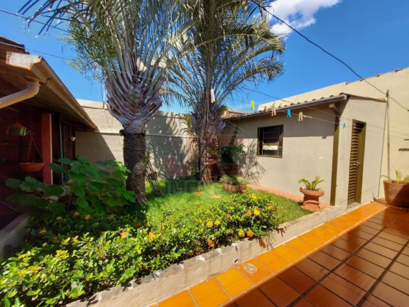 Imagem Casa com 4 Quartos à Venda, 180 m² em Campos Eliseos - Ribeirão Preto Imagem Casa com 4 Quartos à Venda, 180 m² em Campos Eliseos - Ribeirão Preto