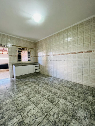 Imagem Casa com 2 Quartos à Venda, 186 m² em Vila Nossa Senhora Aparecida - Boituva Imagem Casa com 2 Quartos à Venda, 186 m² em Vila Nossa Senhora Aparecida - Boituva