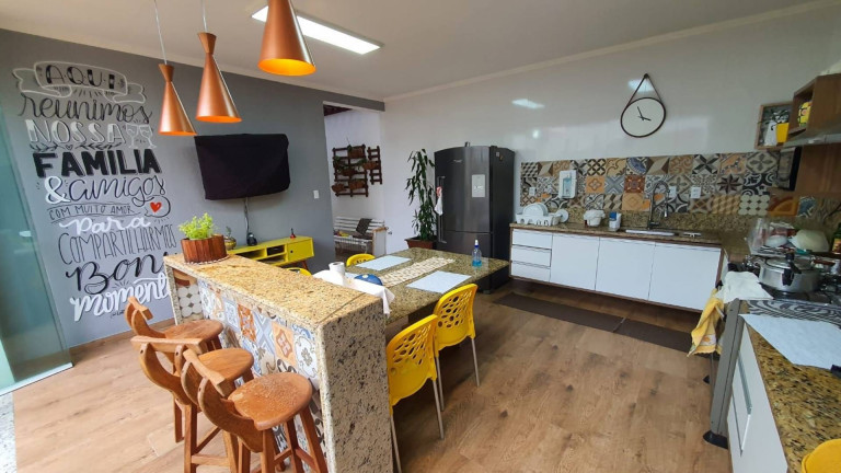 Imagem Casa com 5 Quartos à Venda, 225 m² em Atalaia - Aracaju Imagem Casa com 5 Quartos à Venda, 225 m² em Atalaia - Aracaju