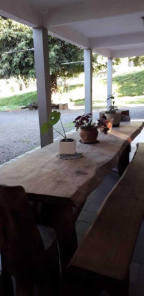 Imagem Casa com 4 Quartos à Venda, 194 m² em América - Joinville Imagem Casa com 4 Quartos à Venda, 194 m² em América - Joinville