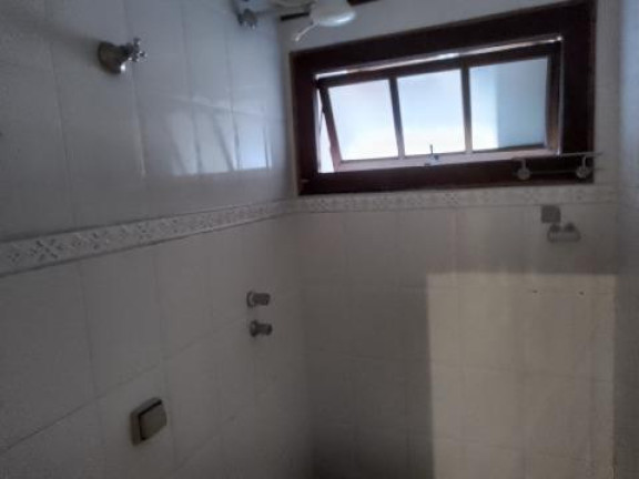 Imagem Sobrado com 3 Quartos para Alugar, 70 m² em Centro - Arujá