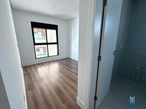 Imagem Apartamento com 4 Quartos à Venda, 154 m² em Centro - Balneário Camboriú