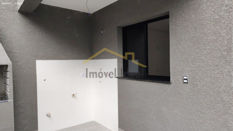 Imagem Casa com 3 Quartos à Venda, 123 m² em Portão - Curitiba Imagem Casa com 3 Quartos à Venda, 123 m² em Portão - Curitiba