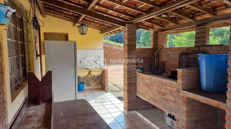 Imagem Imóvel com 3 Quartos à Venda, 1 m² em Bairro Calunga/peitudo - Silveiras