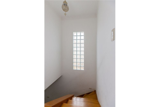 Imagem Casa com 4 Quartos à Venda, 131 m² em Jardim Aeroporto - São Paulo Imagem Casa com 4 Quartos à Venda, 131 m² em Jardim Aeroporto - São Paulo