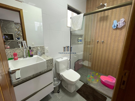 Casa de Condomínio com 4 Quartos à Venda, 308 m² em Centro - Vespasiano