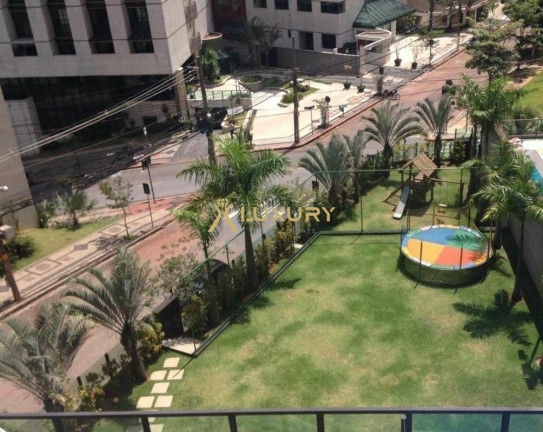 Imagem Imóvel com 4 Quartos à Venda, 236 m² em Belvedere - Belo Horizonte