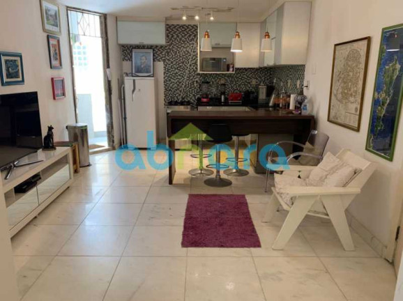 Imagem Apartamento com 2 Quartos à Venda, 70 m² em Ipanema - Rio De Janeiro Imagem Apartamento com 2 Quartos à Venda, 70 m² em Ipanema - Rio De Janeiro