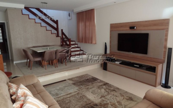 Imagem Casa com 3 Quartos à Venda, 140 m² em Bosque Dos Eucaliptos - São José Dos Campos Imagem Casa com 3 Quartos à Venda, 140 m² em Bosque Dos Eucaliptos - São José Dos Campos