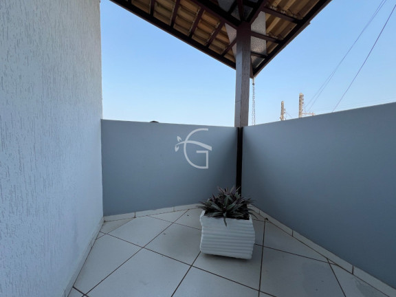 Imagem Sobrado com 3 Quartos à Venda, 230 m² em Boa Vista - Joinville