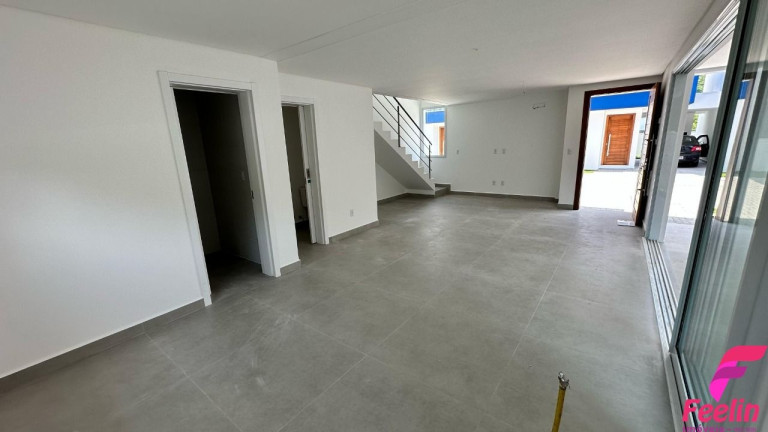 Imagem Casa com 3 Quartos à Venda, 133 m² em Ribeirão Da Ilha - Florianópolis Imagem Casa com 3 Quartos à Venda, 133 m² em Ribeirão Da Ilha - Florianópolis