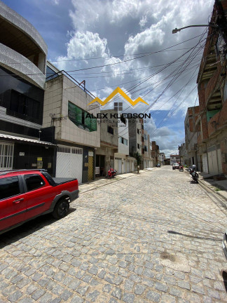 Imagem Casa com 2 Quartos à Venda, 96 m² em Vassoural - Caruaru