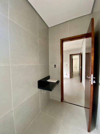 Imagem Casa com 2 Quartos à Venda, 125 m² em Jardim Ypê - Botucatu Imagem Casa com 2 Quartos à Venda, 125 m² em Jardim Ypê - Botucatu