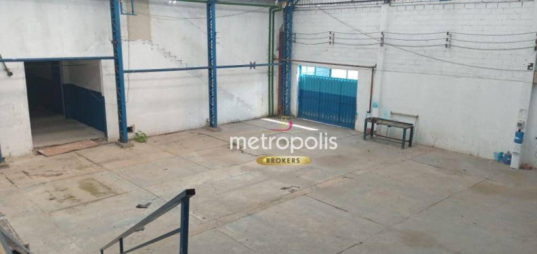 Galpão à Venda ou Locação, 2.700 m² em Vila Santa Luzia - São Bernardo Do Campo