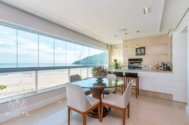 Imagem Apartamento com 3 Quartos à Venda, 207 m² em Centro - Balneário Camboriú