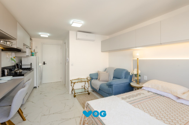 Imagem Imóvel com 1 Quarto à Venda, 25 m² em Rio Branco - Porto Alegre Imagem Imóvel com 1 Quarto à Venda, 25 m² em Rio Branco - Porto Alegre