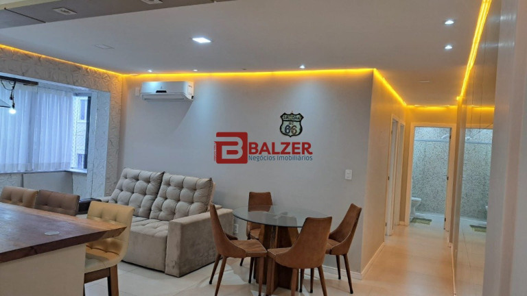Apartamento com 2 Quartos à Venda, 117 m² em Centro - Florianópolis