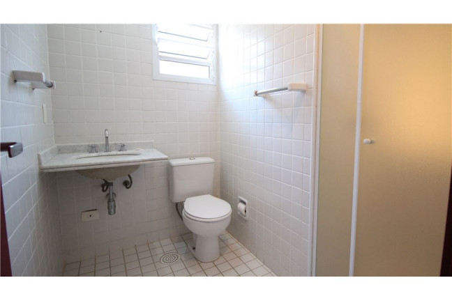 Imagem Casa com 2 Quartos à Venda, em Chácara Santo Antônio (zona Sul) - São Paulo Imagem Casa com 2 Quartos à Venda, em Chácara Santo Antônio (zona Sul) - São Paulo