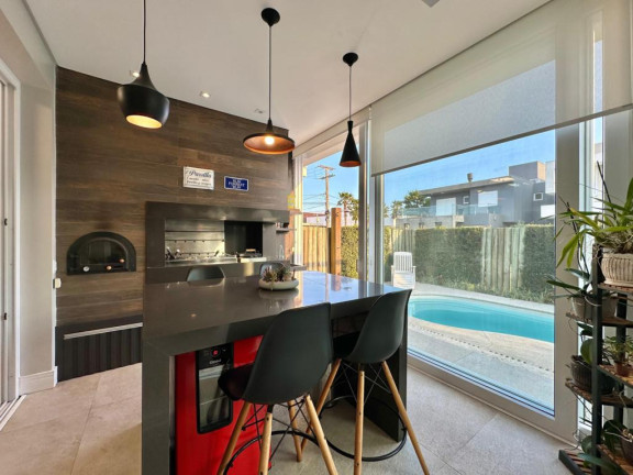 Imagem Casa com 5 Quartos à Venda, 312 m² em Novo Louro - Capao Da Canoa Imagem Casa com 5 Quartos à Venda, 312 m² em Novo Louro - Capao Da Canoa