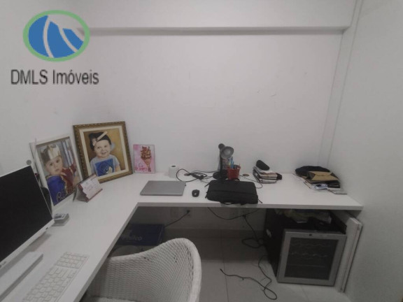 Imagem Apartamento com 4 Quartos à Venda, 105 m² em Jardim Tupanci - Barueri