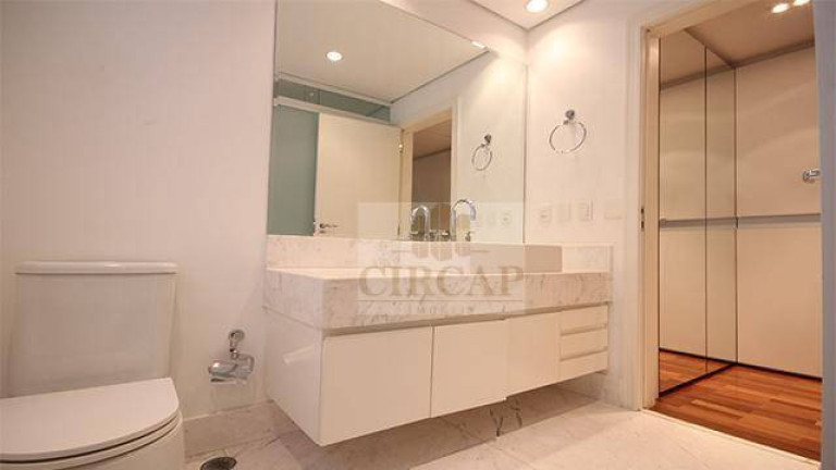 Imagem Imóvel com 3 Quartos à Venda, 349 m² em Higienópolis - São Paulo Imagem Imóvel com 3 Quartos à Venda, 349 m² em Higienópolis - São Paulo