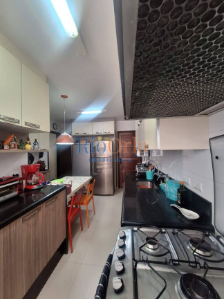 Imagem Apartamento com 3 Quartos à Venda, 160 m² em Barra Da Tijuca - Rio De Janeiro Imagem Apartamento com 3 Quartos à Venda, 160 m² em Barra Da Tijuca - Rio De Janeiro