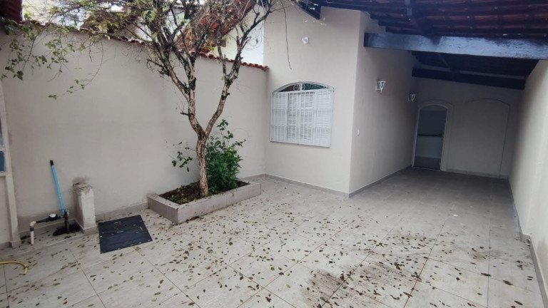 Imagem Casa com 2 Quartos à Venda, 150 m² em Guilhermina - Praia Grande Imagem Casa com 2 Quartos à Venda, 150 m² em Guilhermina - Praia Grande