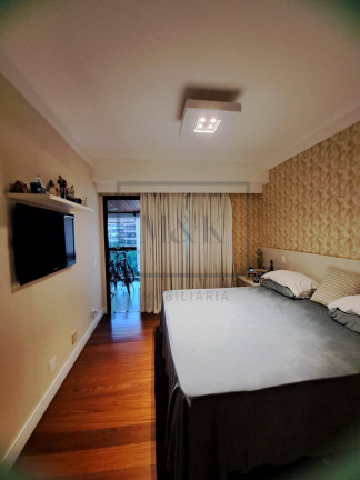 Imagem Apartamento com 4 Quartos à Venda, 200 m² em Barra Da Tijuca - Rio De Janeiro