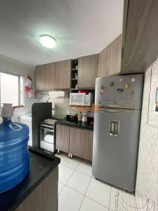 Imagem Apartamento com 2 Quartos à Venda, 44 m² em água Chata - Guarulhos