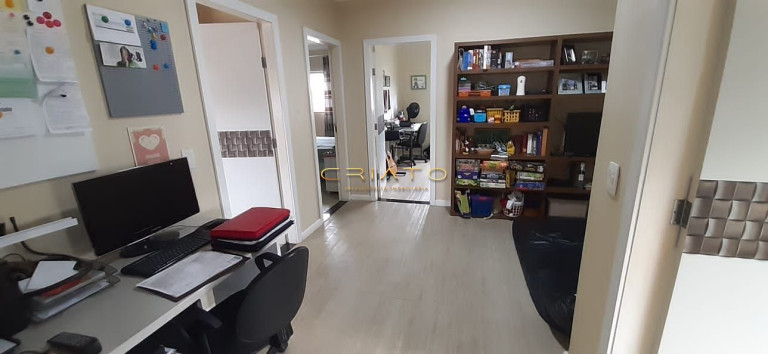 Casa com 5 Quartos à Venda, 320 m² em Residencial Rose's Garden - Anápolis