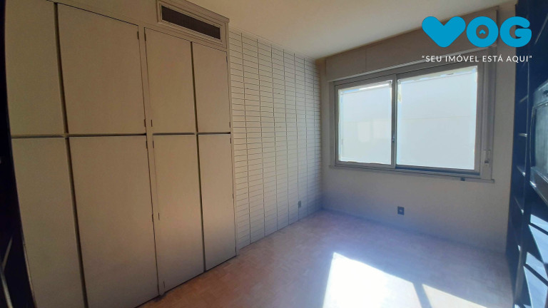 Imagem Imóvel com 4 Quartos à Venda, 179 m² em Moinhos De Vento - Porto Alegre Imagem Imóvel com 4 Quartos à Venda, 179 m² em Moinhos De Vento - Porto Alegre