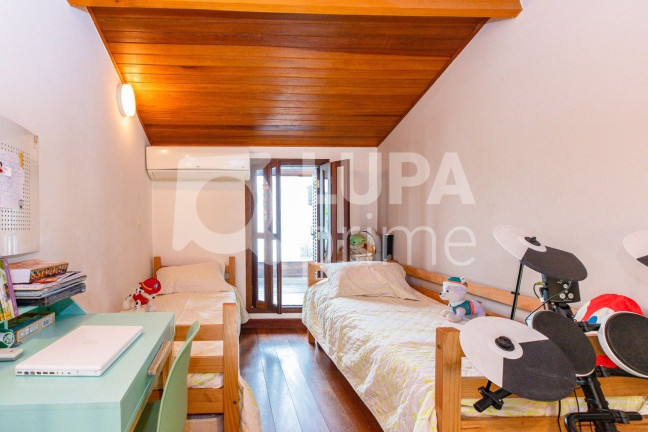 Imagem Casa com 3 Quartos à Venda, 100 m² em Jardins - São Paulo