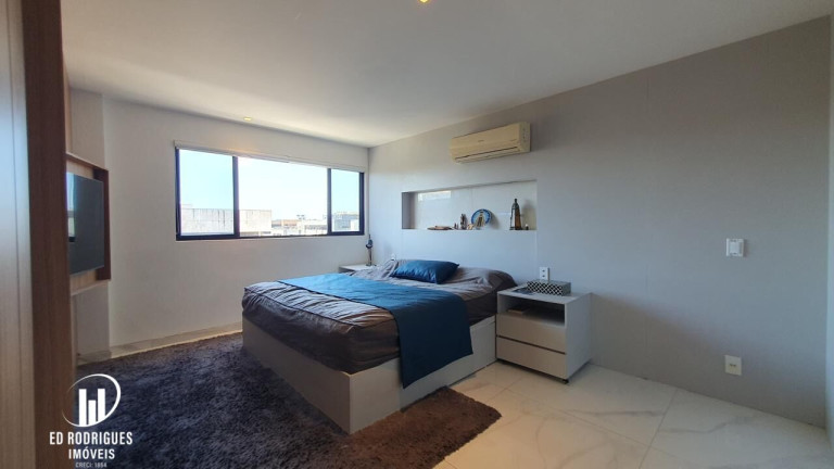 Imagem Cobertura com 5 Quartos à Venda, 356 m² em Ponta Verde - Maceió