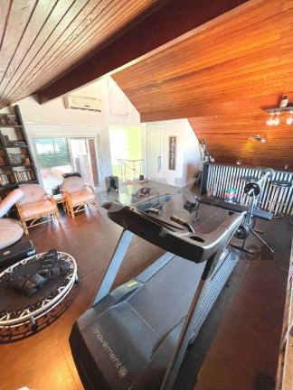 Imagem Imóvel com 3 Quartos à Venda, 450 m² em Nonoai - Porto Alegre Imagem Imóvel com 3 Quartos à Venda, 450 m² em Nonoai - Porto Alegre