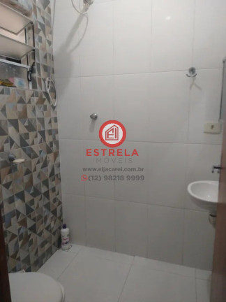 Imagem Casa com 2 Quartos à Venda, 70 m² em Centro - Jacareí Imagem Casa com 2 Quartos à Venda, 70 m² em Centro - Jacareí