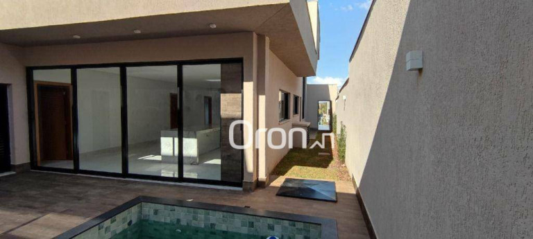 Imagem Casa com 4 Quartos à Venda, 220 m² em Residencial Goiânia Golfe Clube - Goiânia Imagem Casa com 4 Quartos à Venda, 220 m² em Residencial Goiânia Golfe Clube - Goiânia