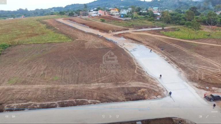 Imagem Terreno à Venda, 300 m² em Diácono João Luiz Pozzobon - Santa Maria Imagem Terreno à Venda, 300 m² em Diácono João Luiz Pozzobon - Santa Maria