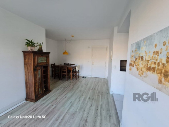 Imagem Imóvel com 2 Quartos à Venda, em Tristeza - Porto Alegre Imagem Imóvel com 2 Quartos à Venda, em Tristeza - Porto Alegre