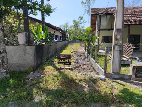 Imagem Terreno à Venda, 300 m² em Balneário Barra Do Sul Imagem Terreno à Venda, 300 m² em Balneário Barra Do Sul