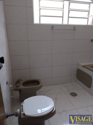 Imagem Casa com 3 Quartos à Venda, 325 m² em Jd. St. Maria - Jacareí Imagem Casa com 3 Quartos à Venda, 325 m² em Jd. St. Maria - Jacareí
