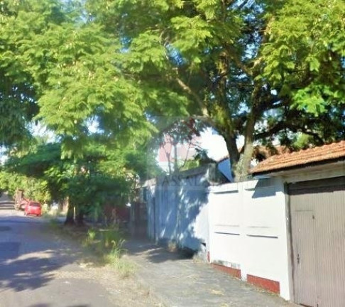 Imagem Casa com 1 Quarto à Venda, 360 m² em Jardim São Pedro - Porto Alegre Imagem Casa com 1 Quarto à Venda, 360 m² em Jardim São Pedro - Porto Alegre